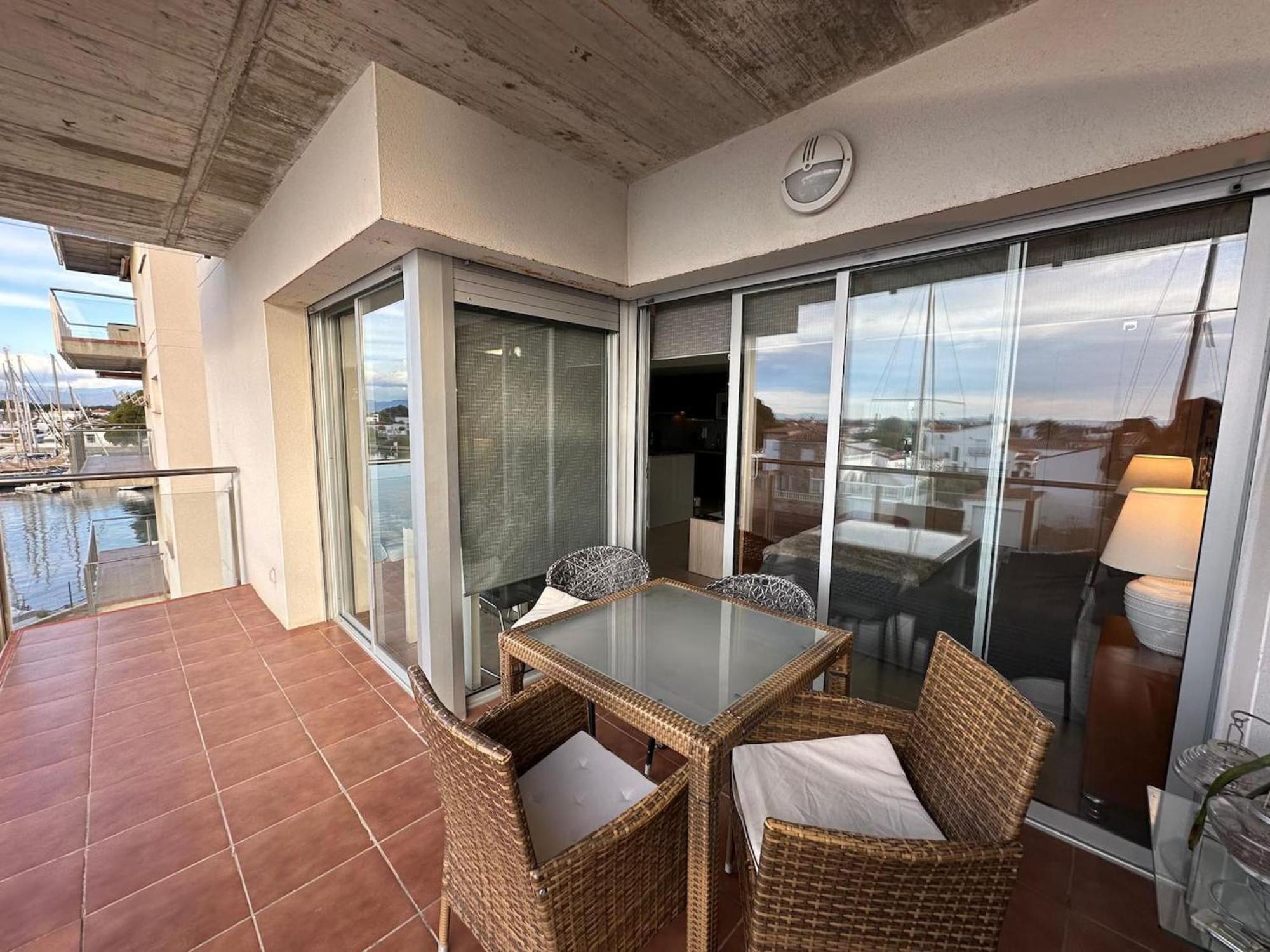 Apartamento En Roses Con Vistas Al Canal Y Piscina Av-52 Kültér fotó